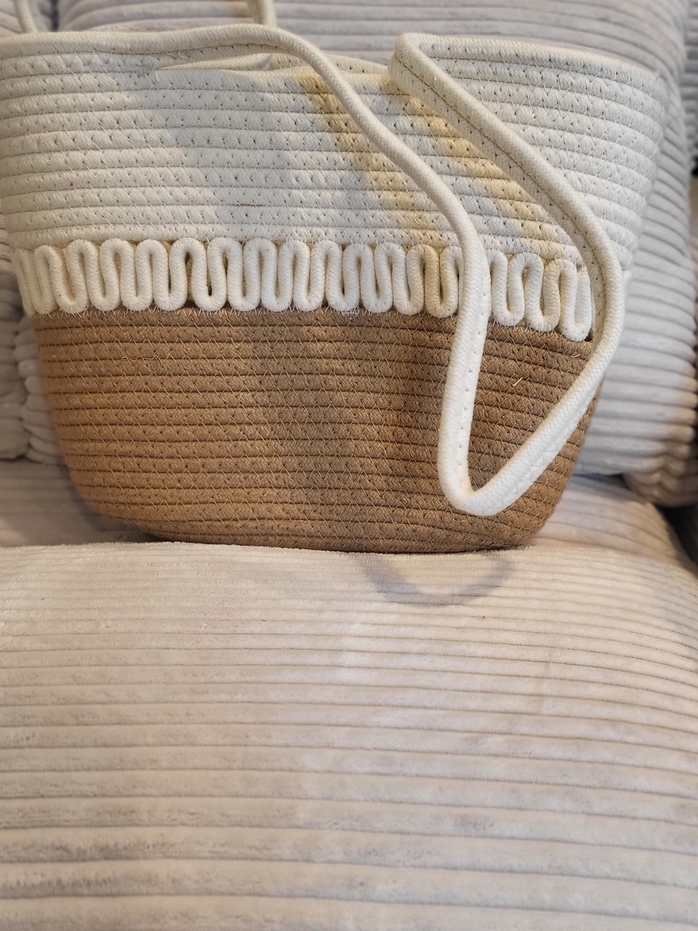 Women’s Two-Tone Rope Tote Bag in White and Tan